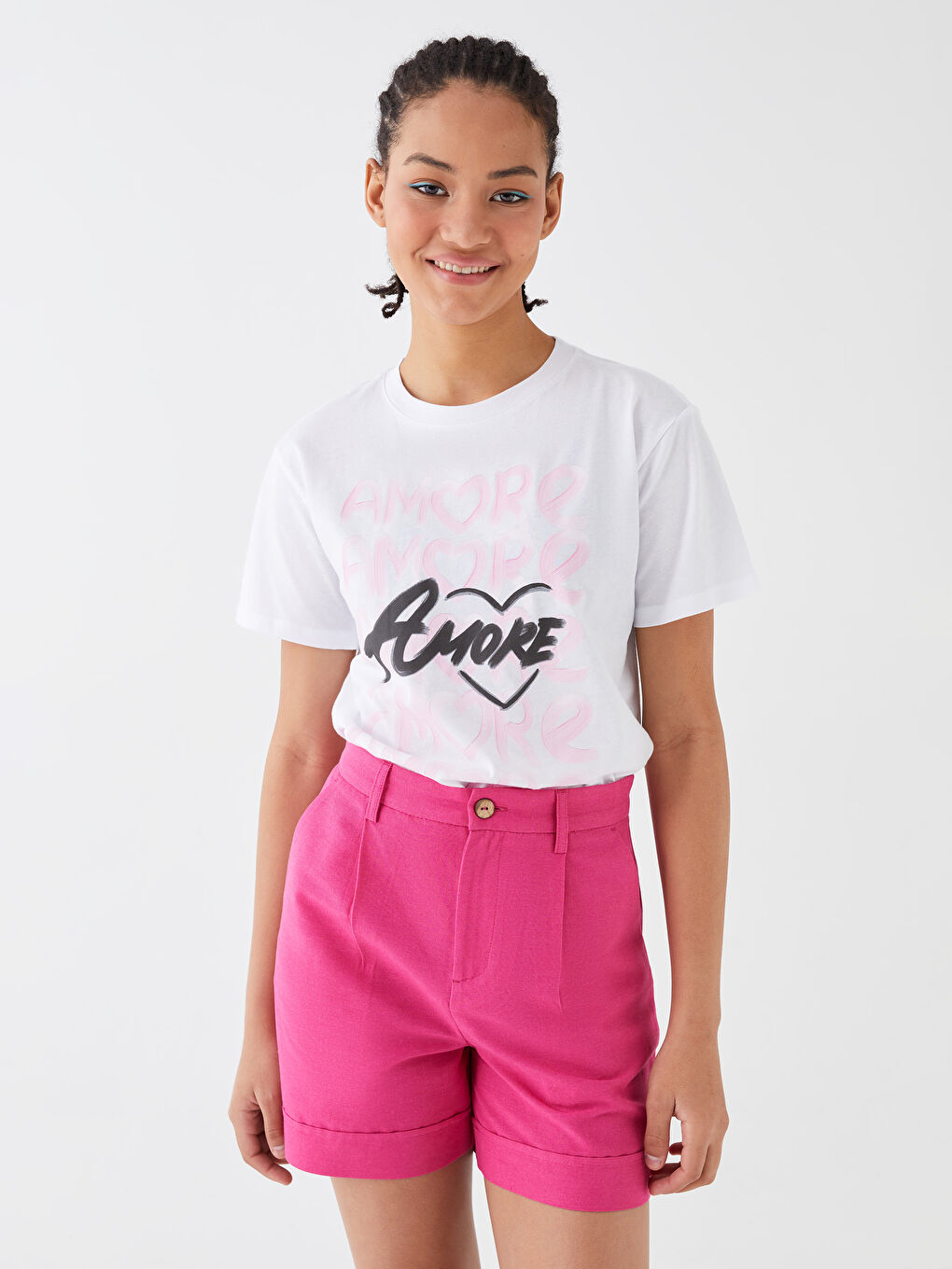 Beyaz Bisiklet Yaka Baskılı Kısa Kollu Kadın Tişört-1