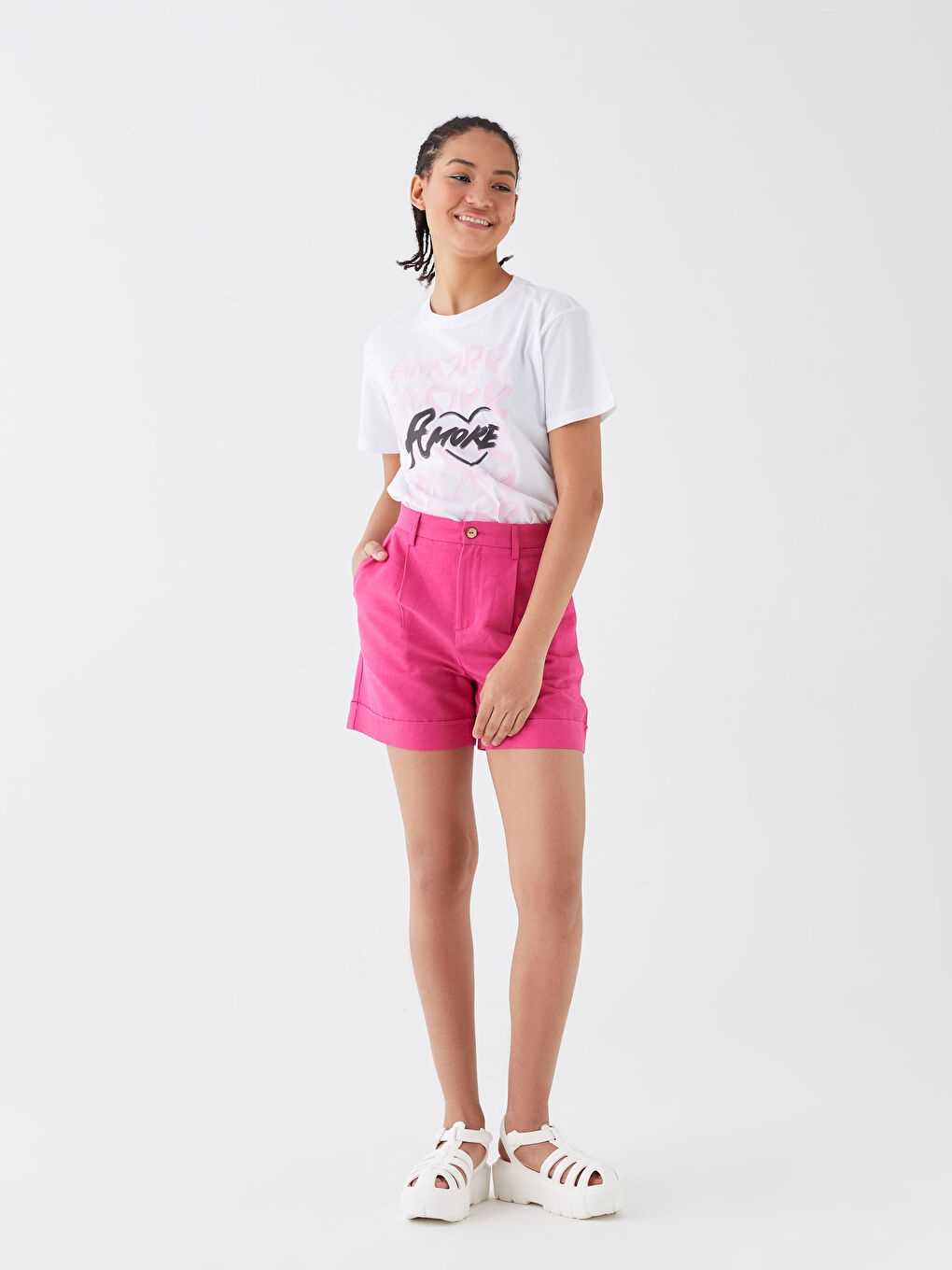 Beyaz Bisiklet Yaka Baskılı Kısa Kollu Kadın Tişört-2