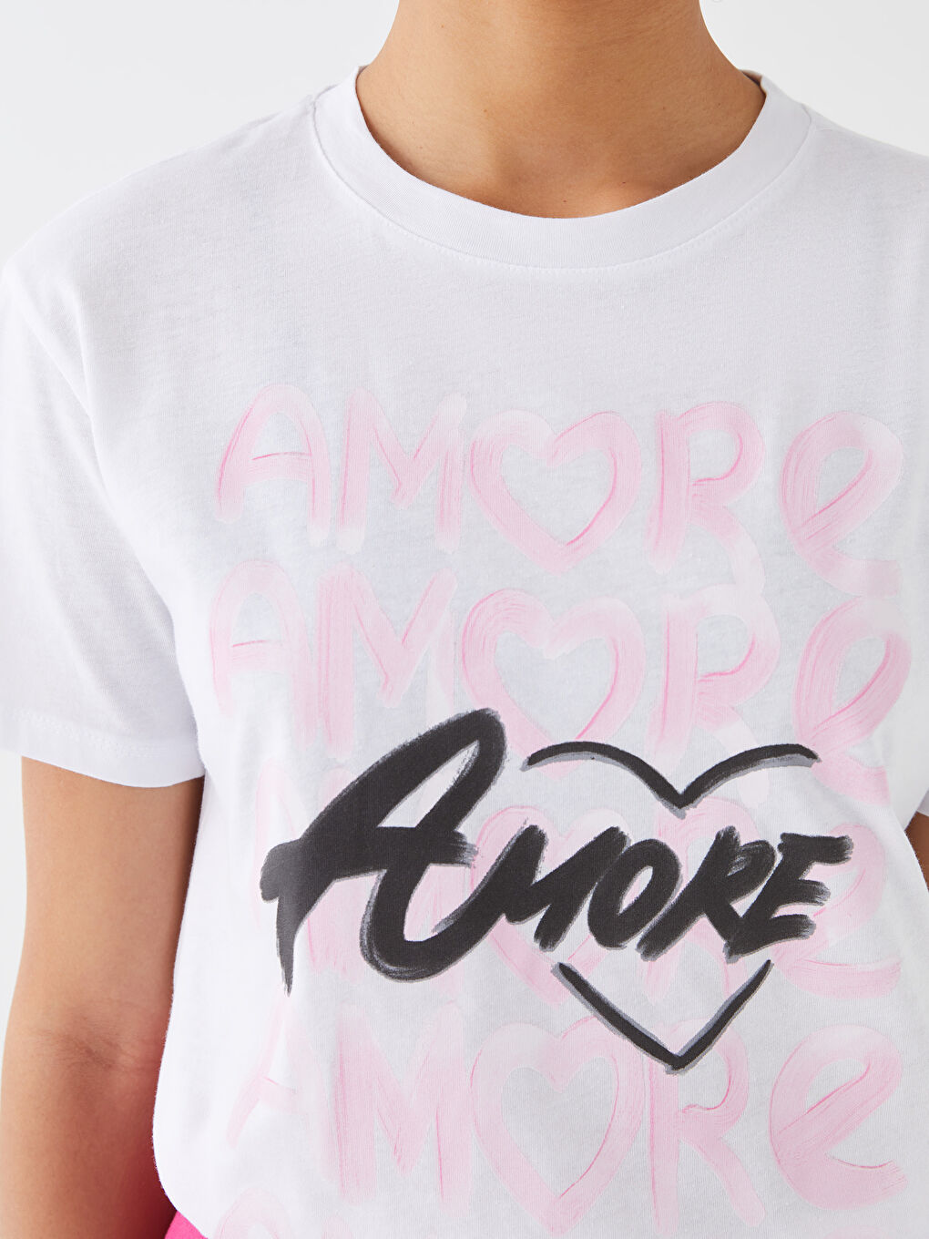 Beyaz Bisiklet Yaka Baskılı Kısa Kollu Kadın Tişört-3