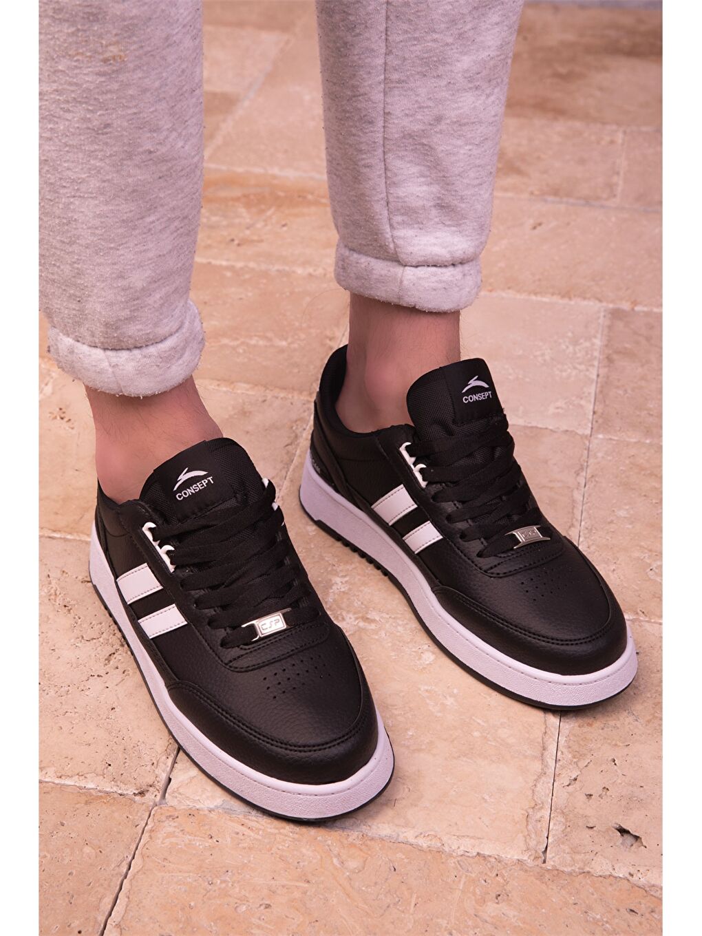 Siyah Bağcıklı Erkek Spor Ayakkabı-3