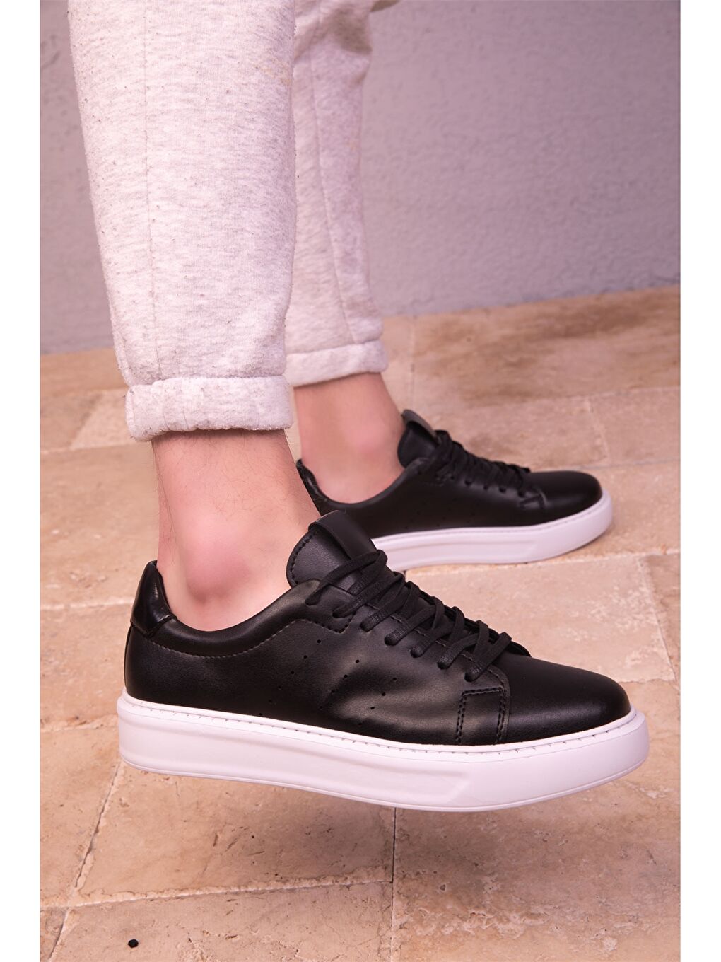 Siyah Bağcıklı Erkek Spor Ayakkabı-3