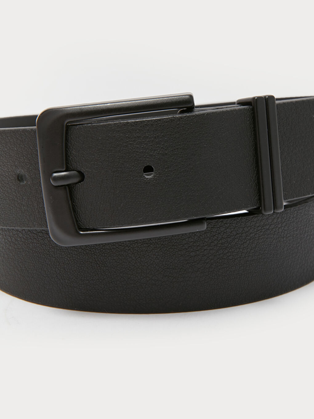 Siyah Deri Görünümlü Erkek Kemer-3