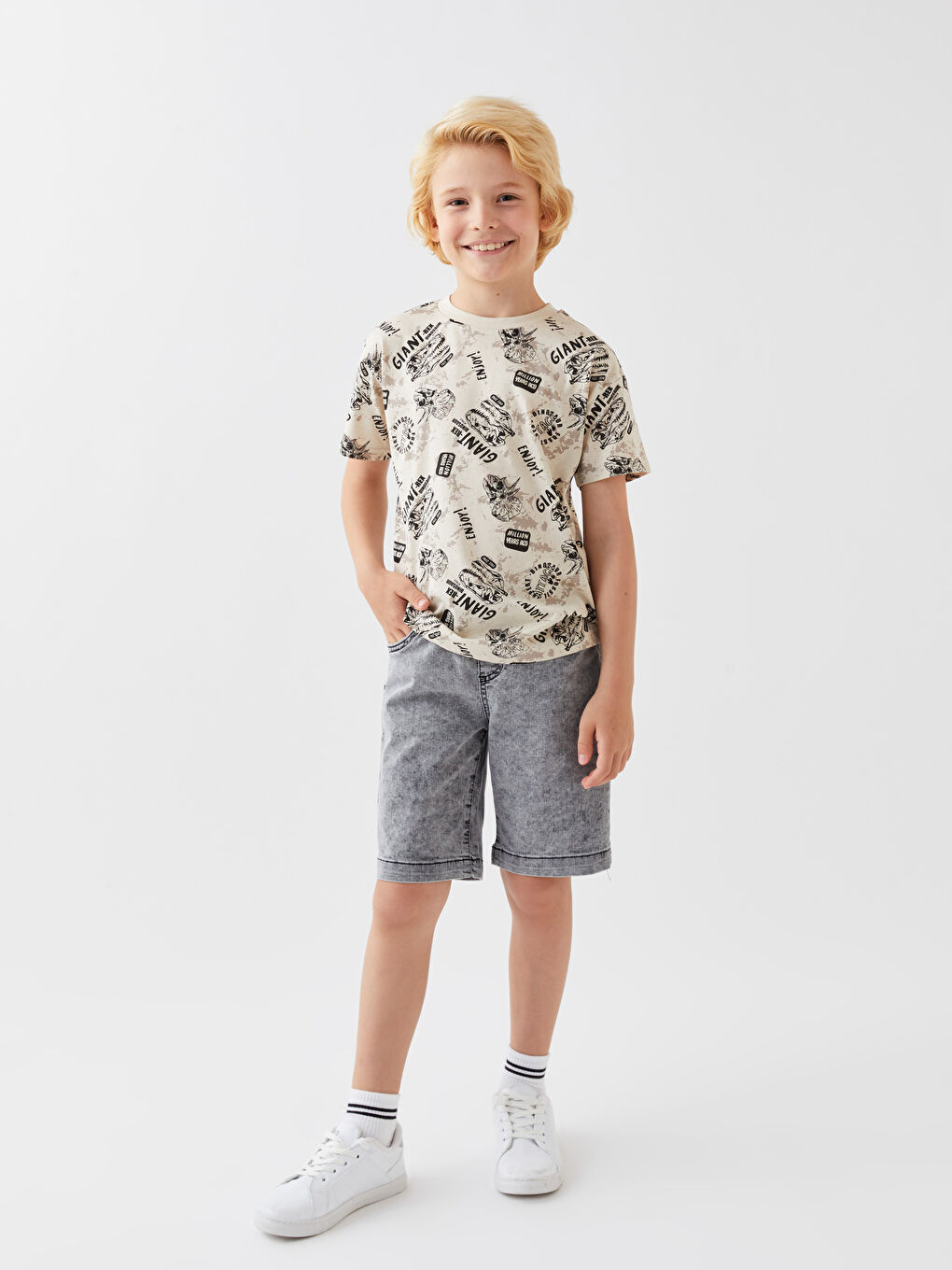 LCW Kids Oversize Crew Neck Boys' T-Shirt -S3JJ19Z4-LQB