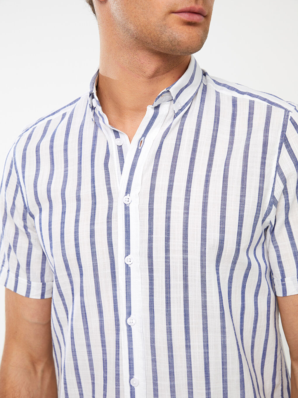 Beyaz Regular Fit Kısa Kollu Çizgili Erkek Gömlek-3