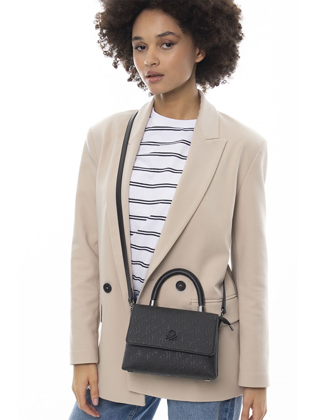 Siyah Deri Görünümlü Baskılı Kadın Çapraz Çanta