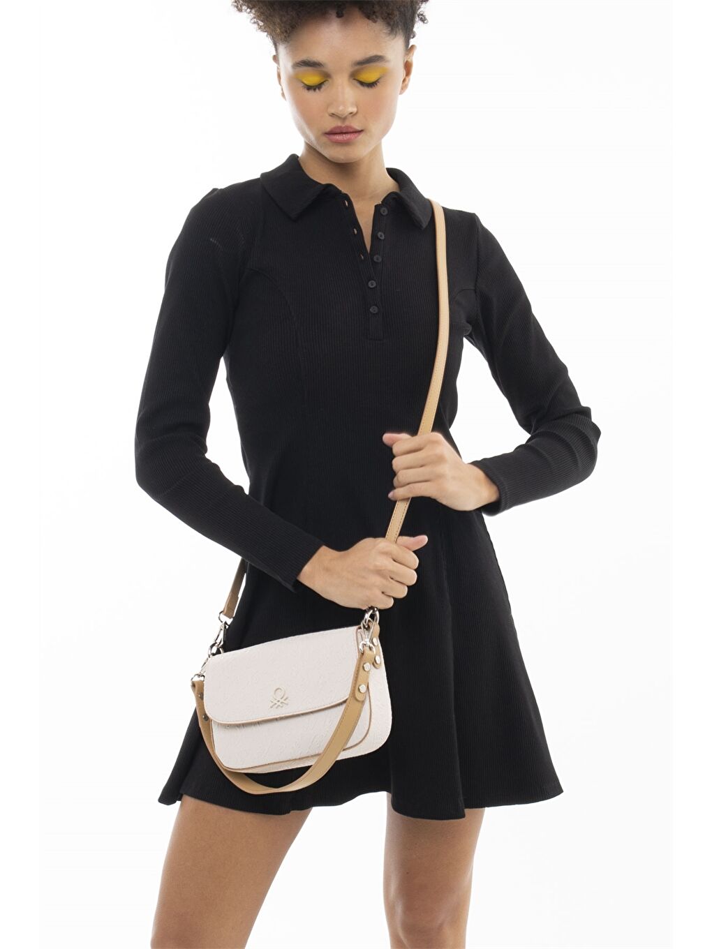 Bej Deri Görünümlü Baskılı Kadın Omuz Çantası-1