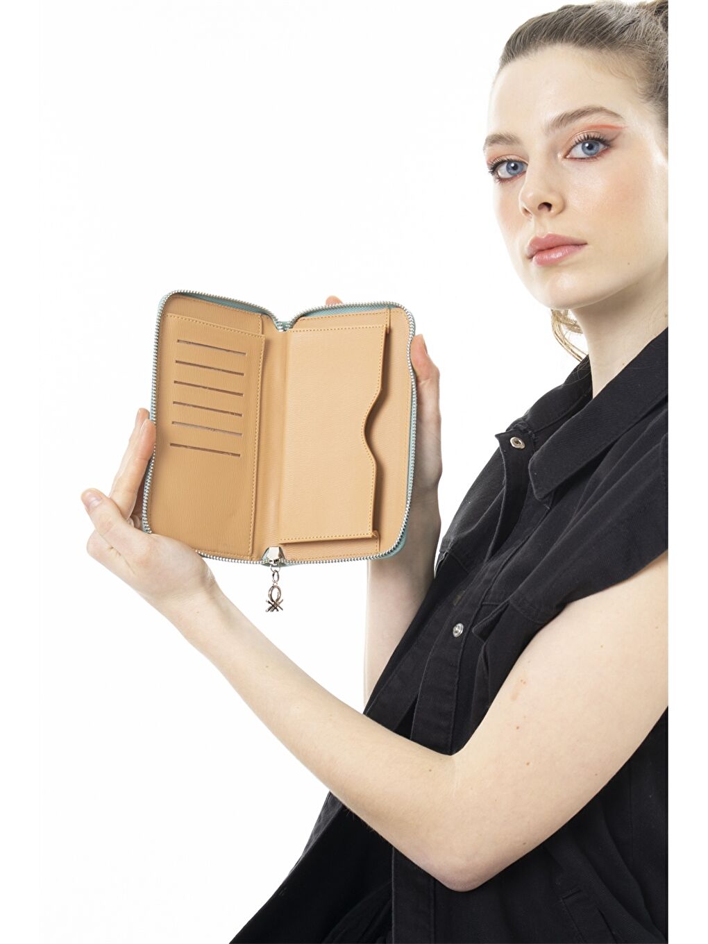 Turkuaz Deri Görünümlü Kadın Cüzdan-1