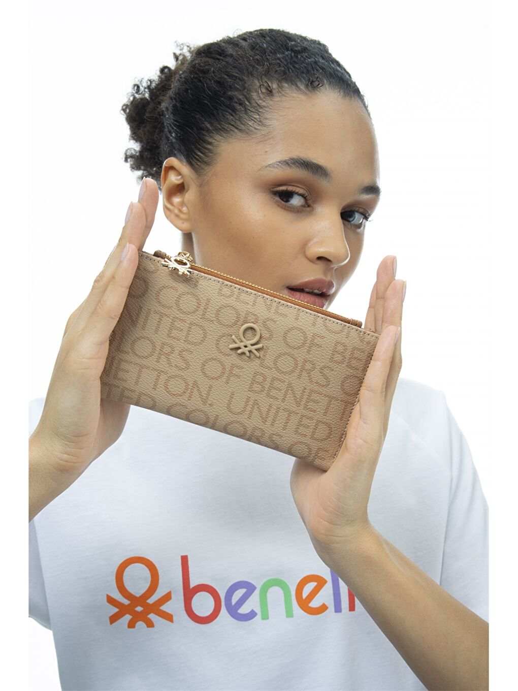 Bej Deri Görünümlü Kadın Cüzdan