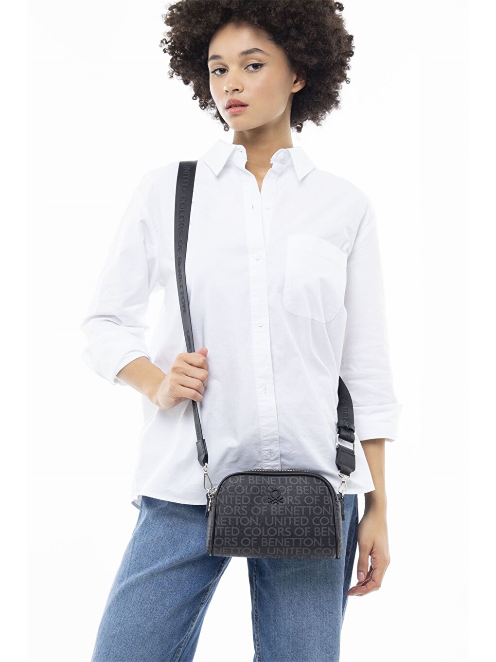 Siyah Deri Görünümlü Kadın Çanta