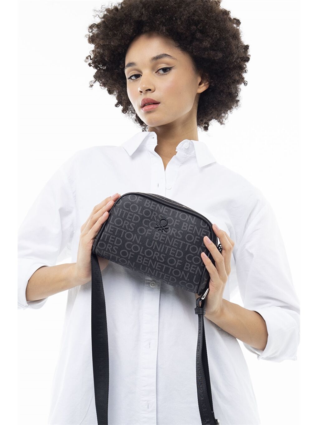 Siyah Deri Görünümlü Kadın Çanta-1