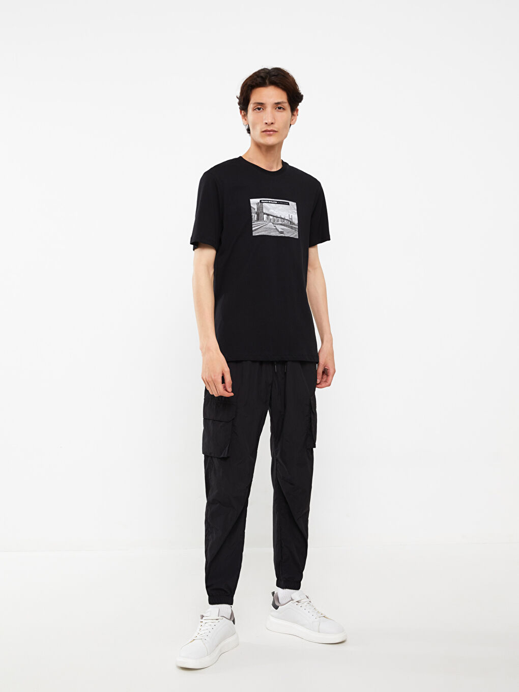 تيشيرت رجالي ياقة دائرية كم قصير مطبوع قطن ممشط-2