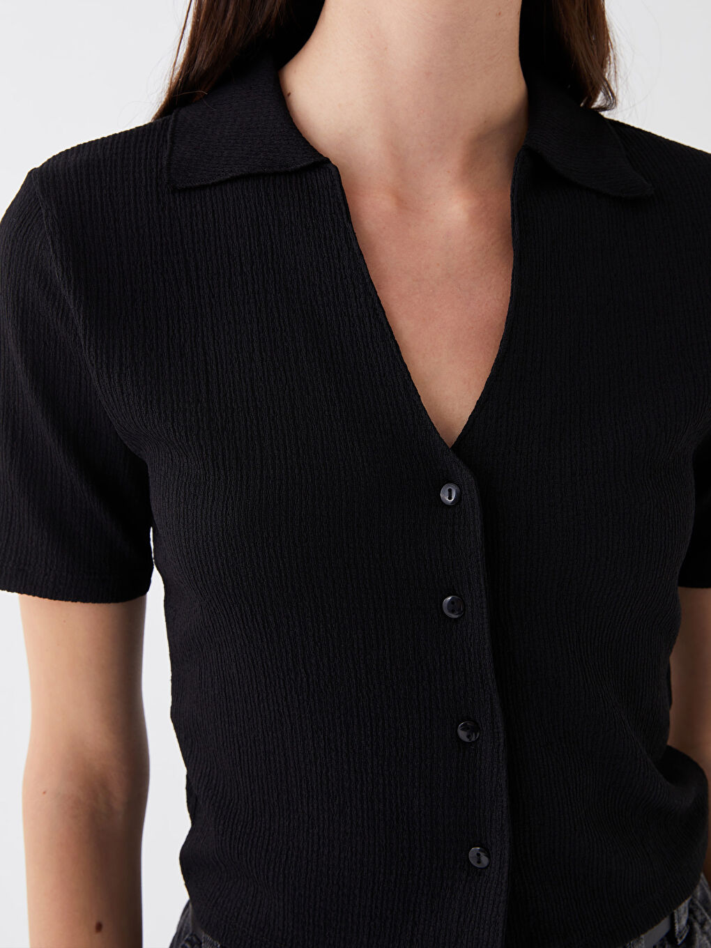 Siyah Gömlek Yaka Düz Kısa Kollu Kadın Bluz-3