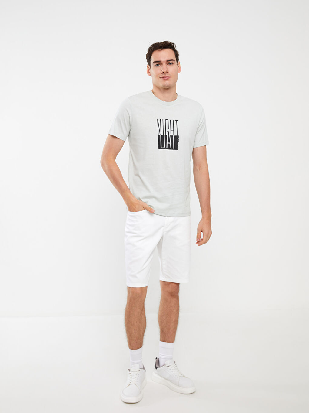 Crew Neck Short Sleeve Printed Combed Cotton Men's T-shirt-2