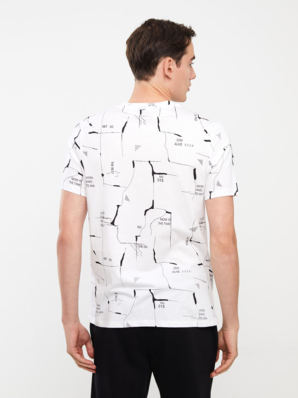 تيشيرت رجالي ياقة دائرية كم قصير مطبوع قطن ممشط-4