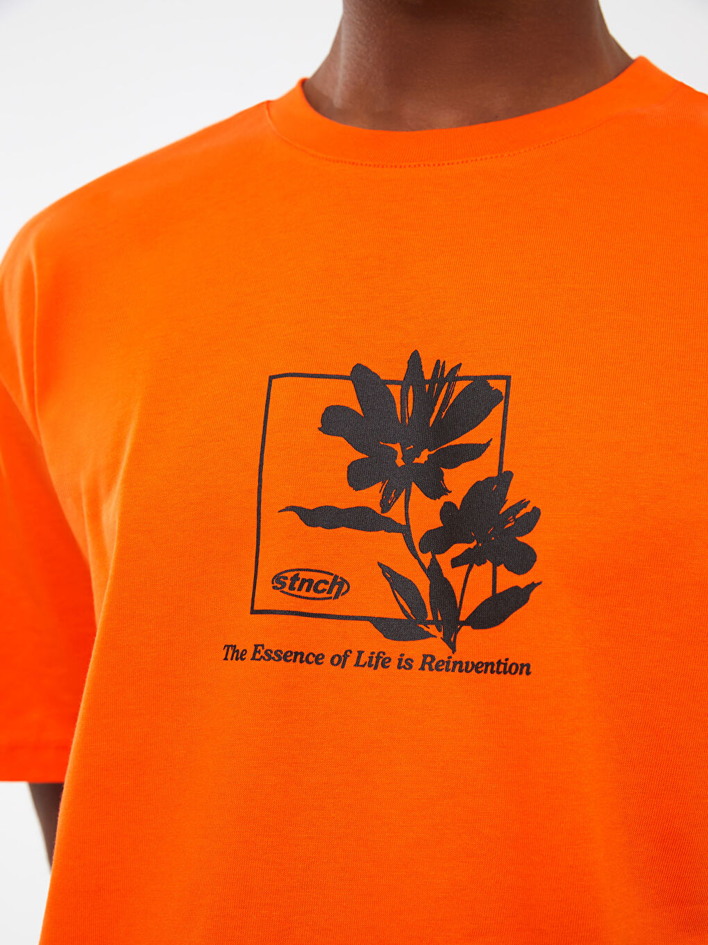 Crew Neck Short Sleeve Printed Combed Cotton Men's T-shirt-2