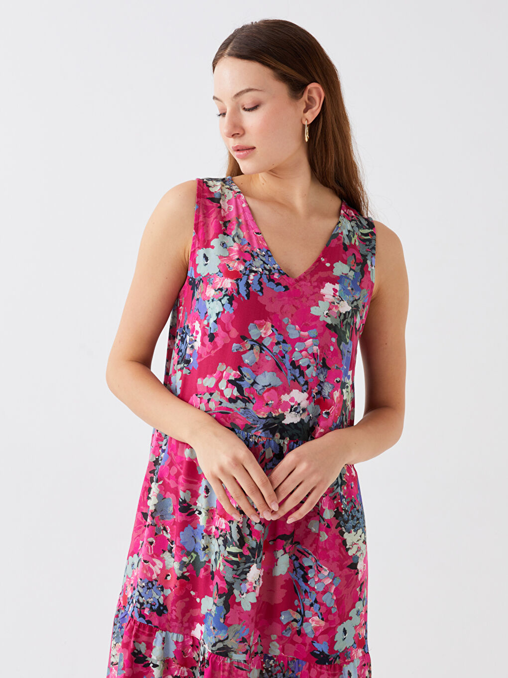 Pembe V Yaka Çiçekli Kadın Elbise-3