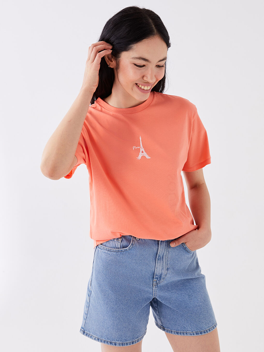 Mercan Bisiklet Yaka Baskılı Kısa Kollu Kadın Tişört