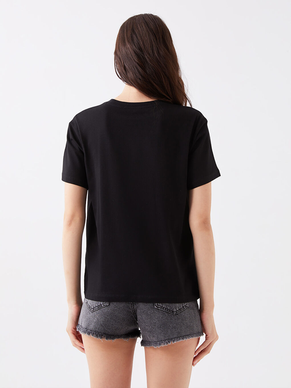 Siyah Bisiklet Yaka Baskılı Kısa Kollu Kadın Tişört-4