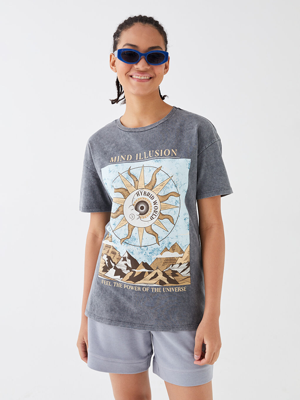 Antrasit Bisiklet Yaka Baskılı Kısa Kollu Kadın Tişört