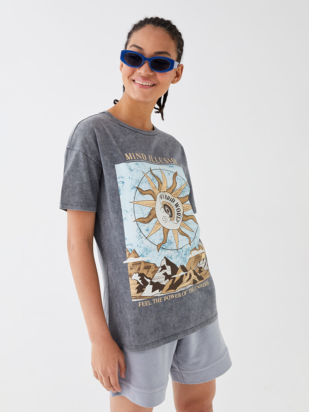 Antrasit Bisiklet Yaka Baskılı Kısa Kollu Kadın Tişört-1