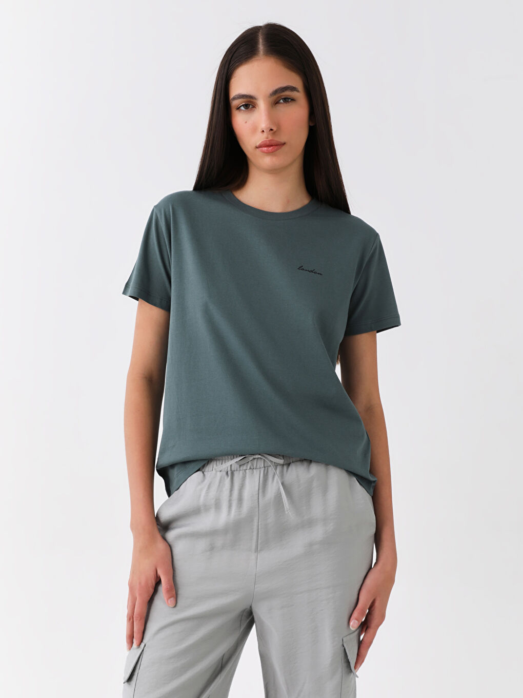 Antrasit Bisiklet Yaka Baskılı Kısa Kollu Kadın Tişört-1