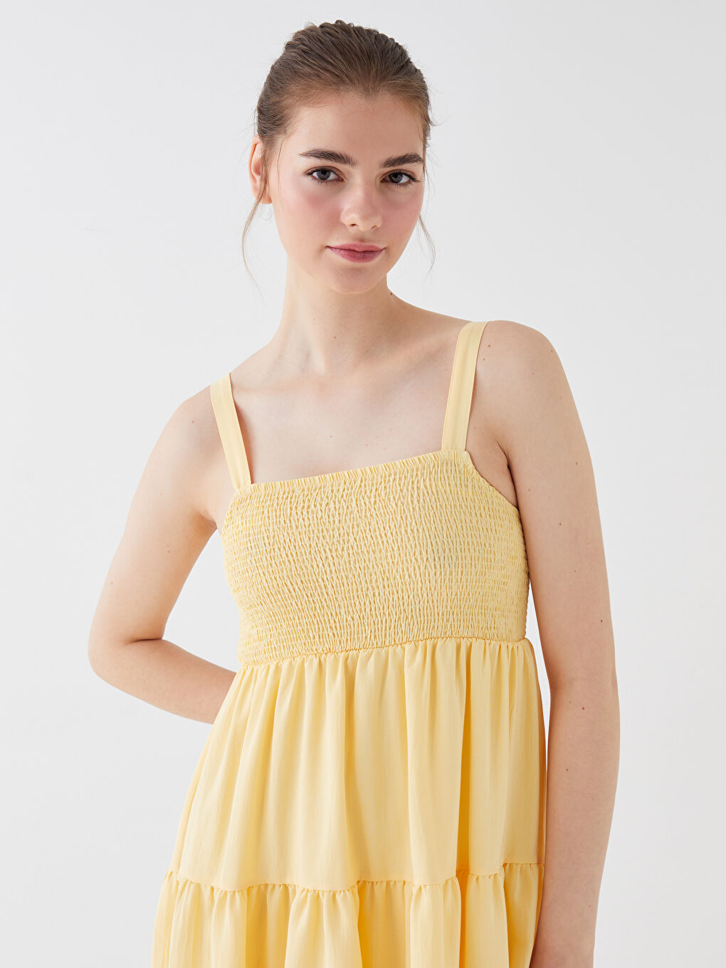 Sarı Kare Yaka Düz Askılı Kadın Elbise-2