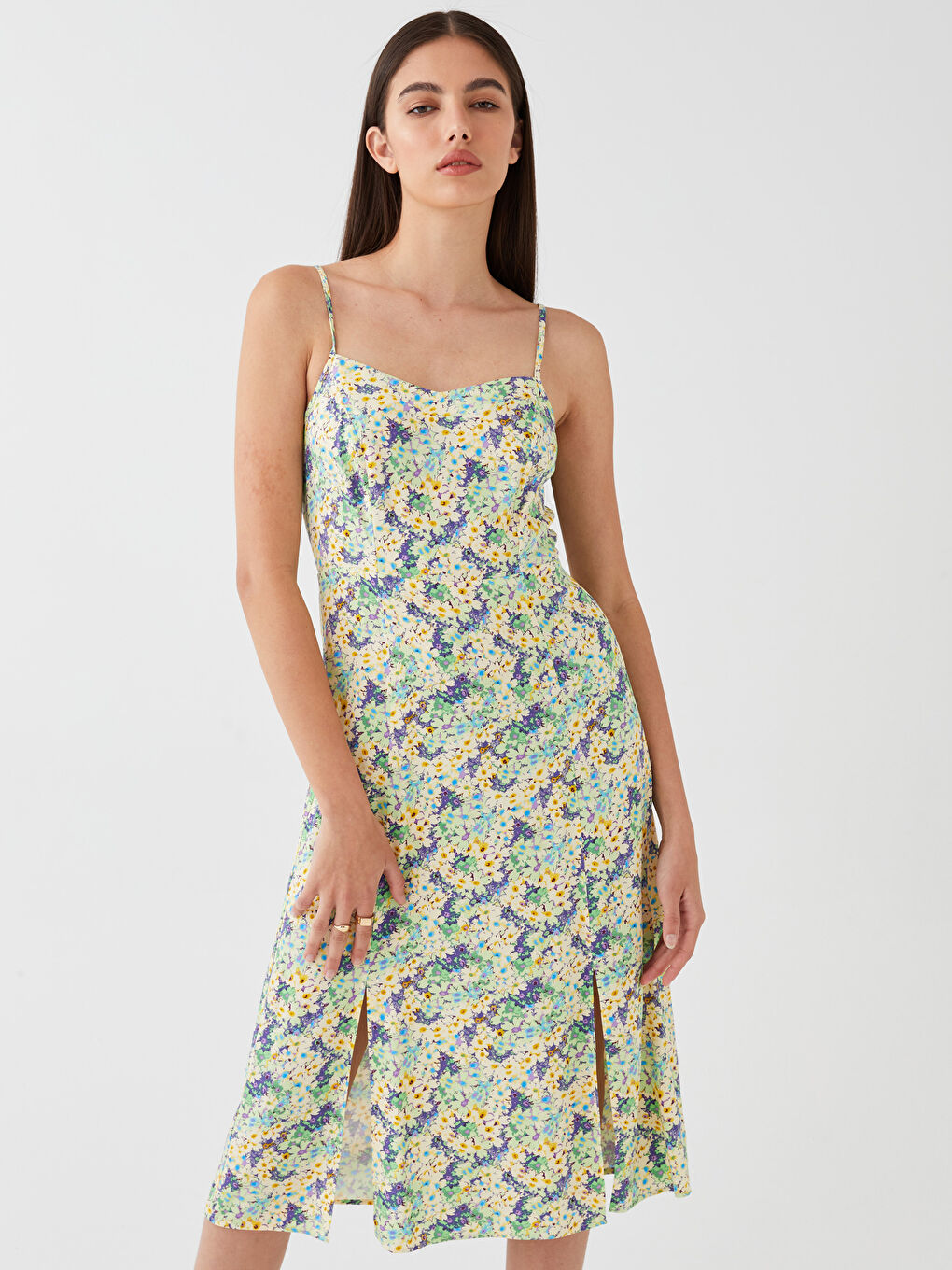 Yeşil Kalp Yaka Çiçekli Askılı Kadın Elbise