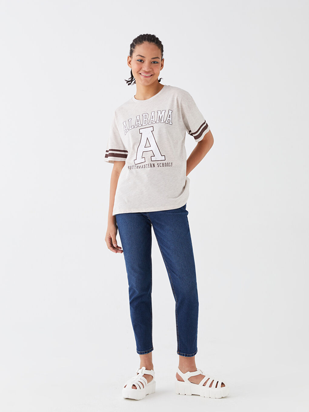 Bej Bisiklet Yaka Baskılı Kısa Kollu Kadın Tişört-2