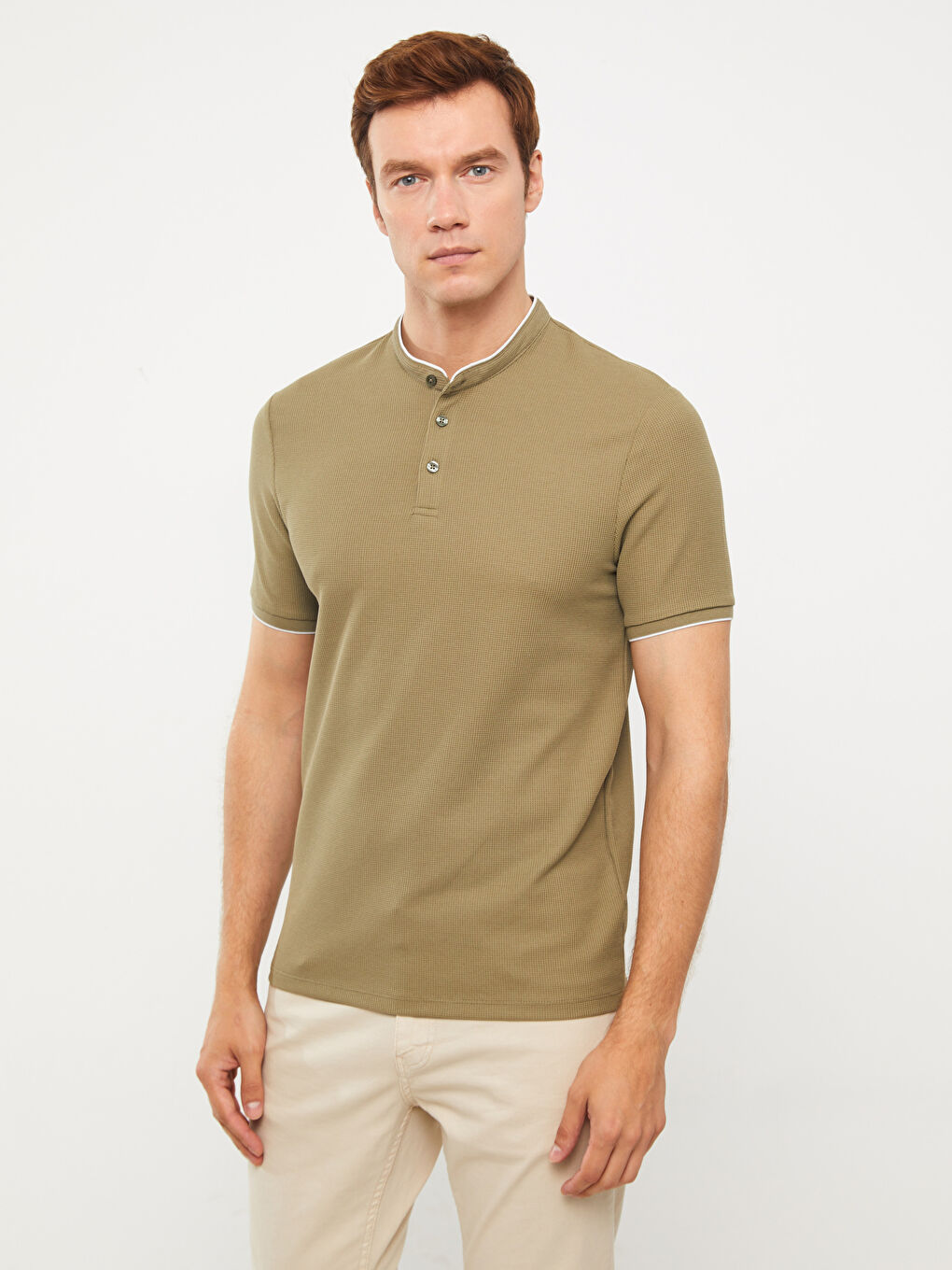 Hakim Yaka Kısa Kollu Erkek Tişört