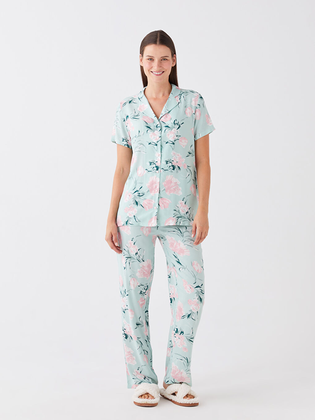LCW DREAM Yeşil Gömlek Yaka Çiçekli Kısa Kollu Kadın Kaprili Pijama Takımı