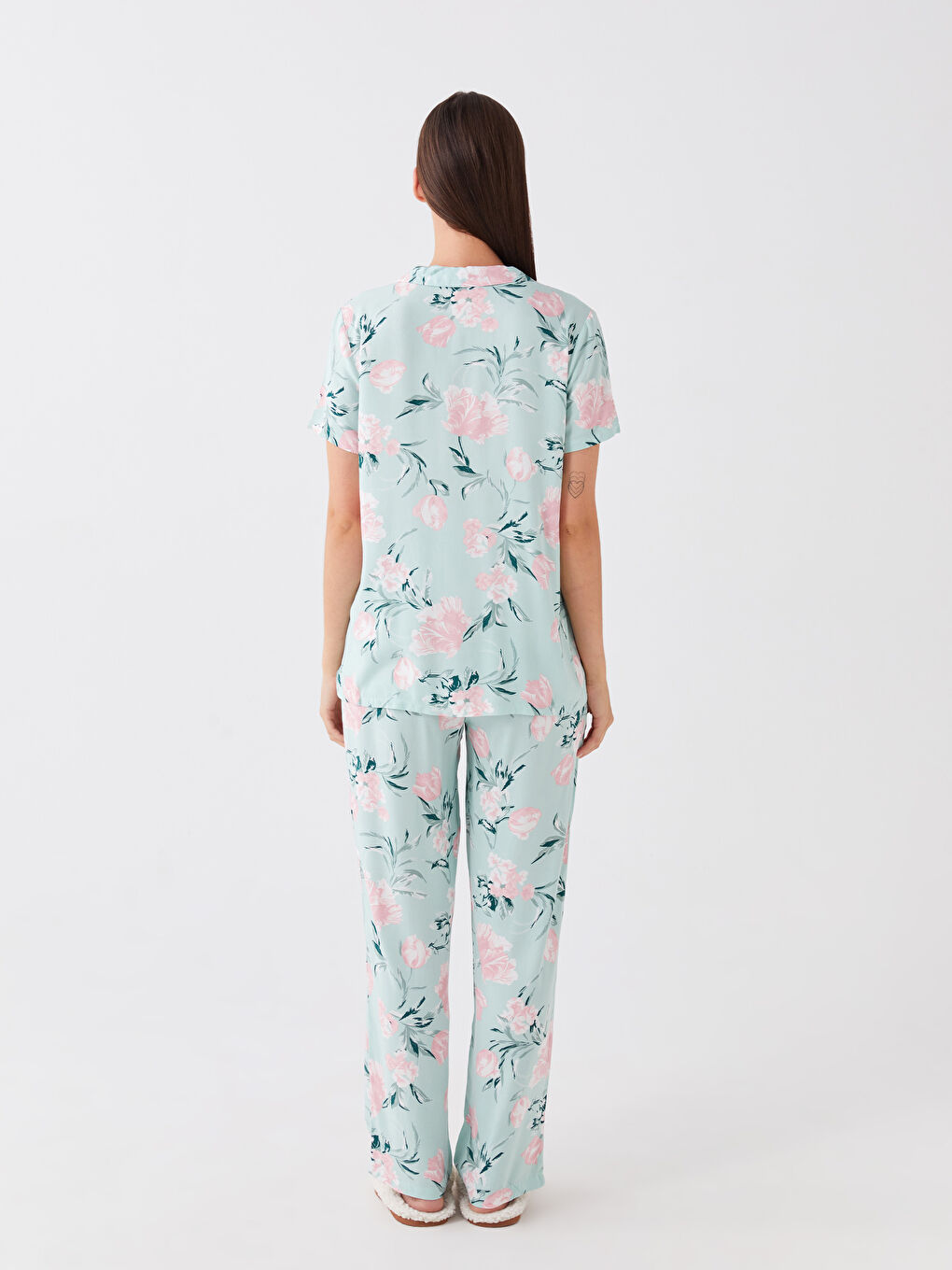 LCW DREAM Yeşil Gömlek Yaka Çiçekli Kısa Kollu Kadın Kaprili Pijama Takımı - 4