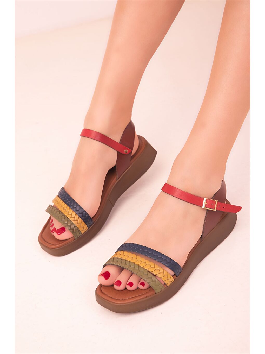 Karışık Deri Bant Detaylı Kadın Sandalet-3