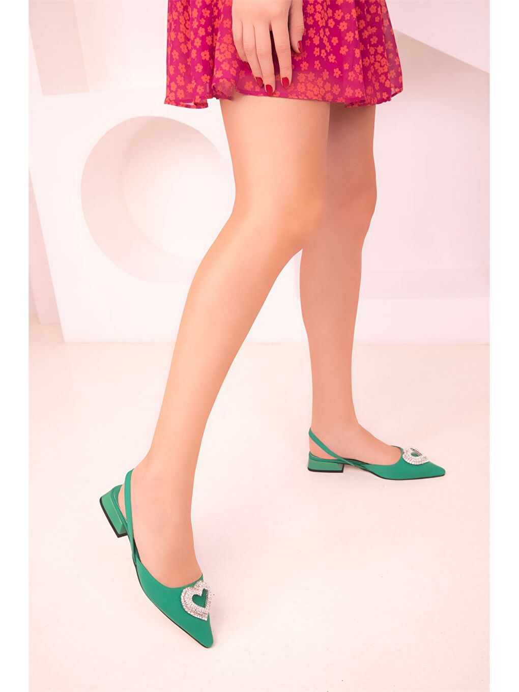 Yeşil Metal Aplike Detaylı Kadın Babet-2