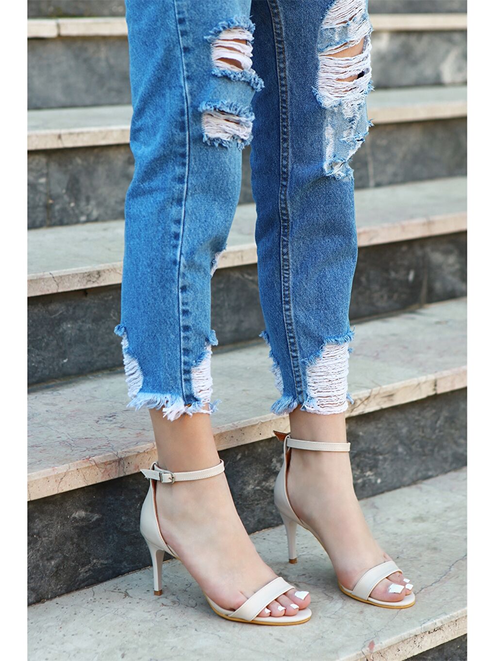 Bej Kadın Topuklu Ayakkabı-1