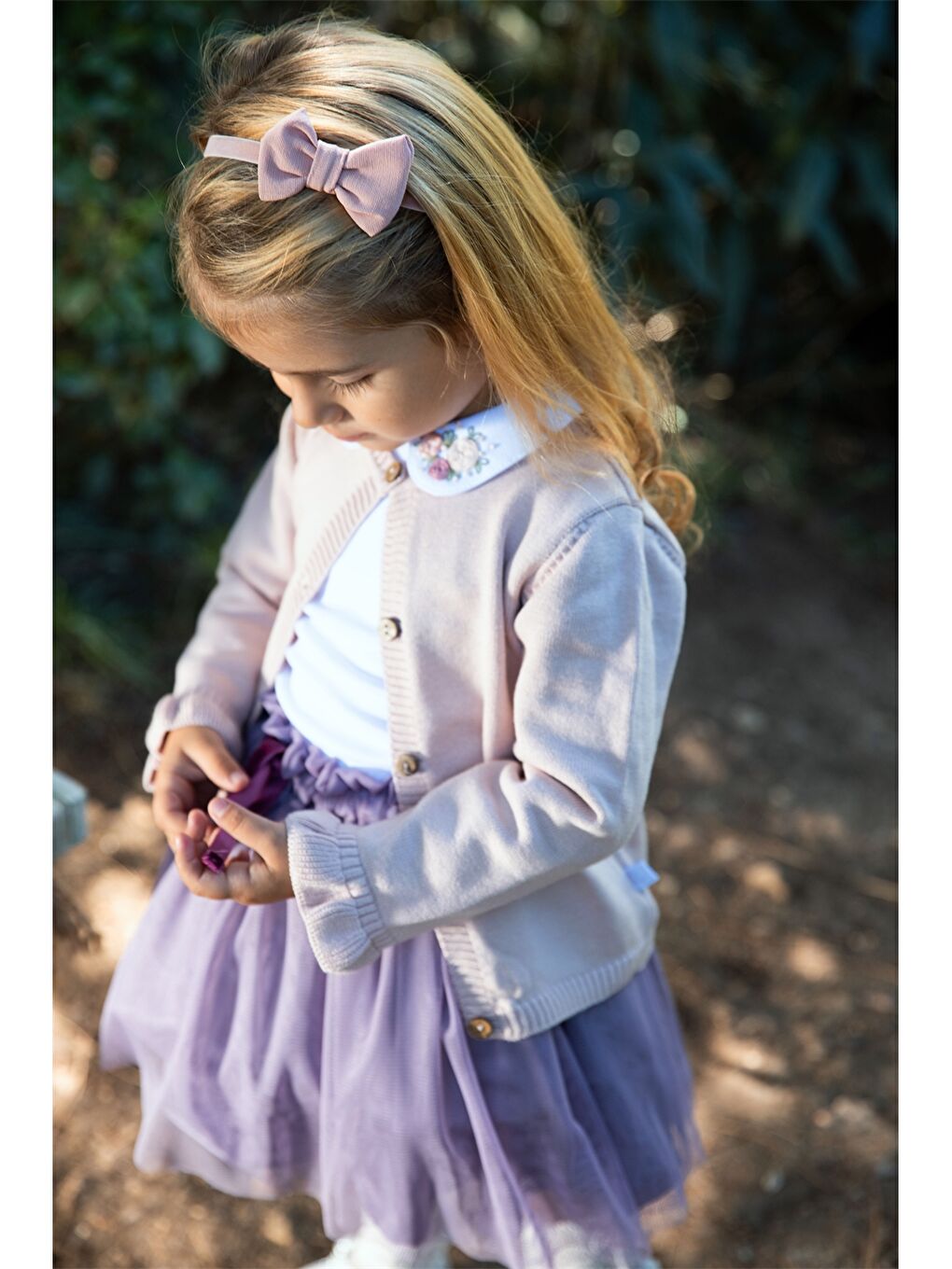 Beyaz Bebe Yaka Uzun Kollu Kız Bebek Çıtçıtlı Bodysuit