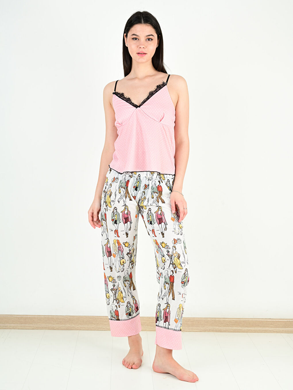 Pembe Askılı Kadın Pijama Takımı