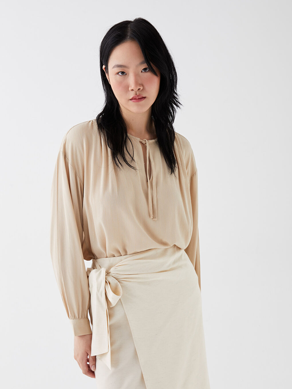 Ekru Bağlamalı Yaka Çizgili Uzun Kollu Kadın Bluz-1