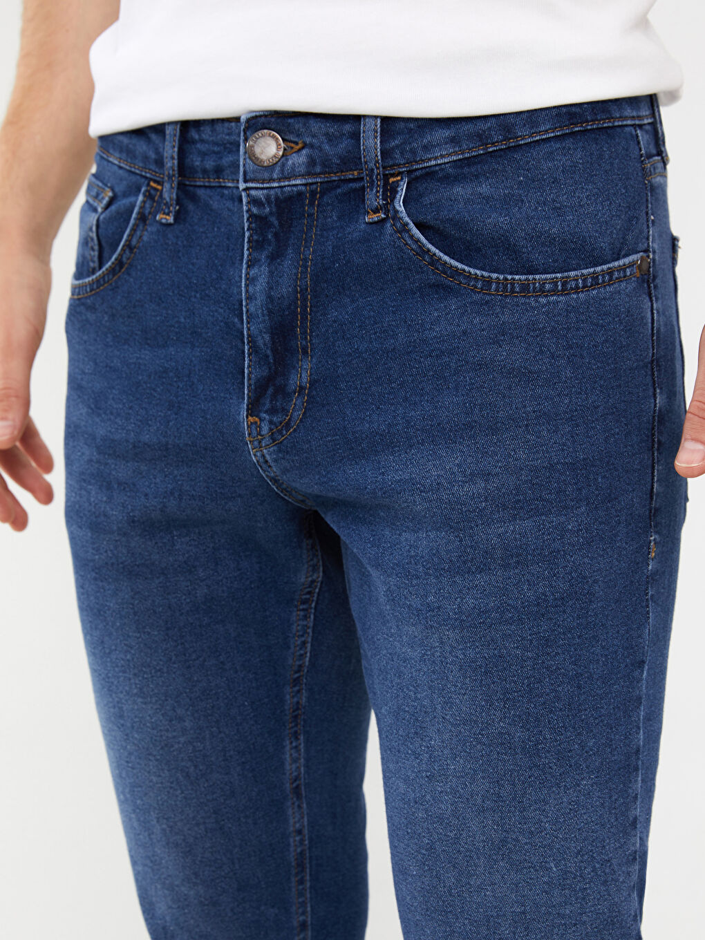 750 Slim Fit Slim Men's Jean Trousers-3