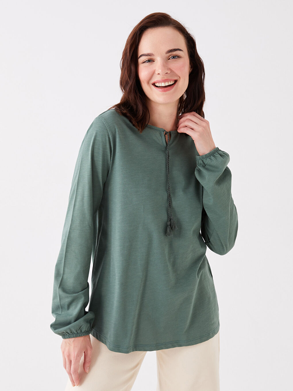 Yeşil Bağlamalı Yaka Düz Uzun Kollu Kadın Bluz-1