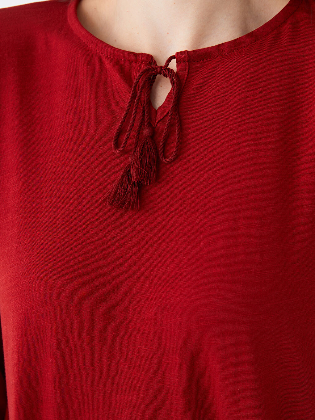 Kırmızı Bağlamalı Yaka Düz Uzun Kollu Kadın Bluz-3