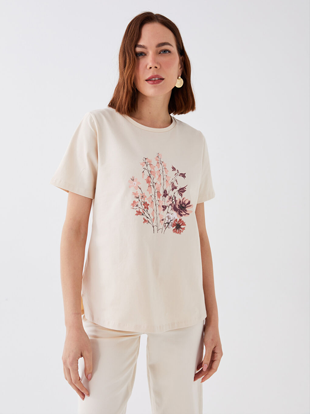 Bej Bisiklet Yaka Baskılı Kısa Kollu Kadın Tişört