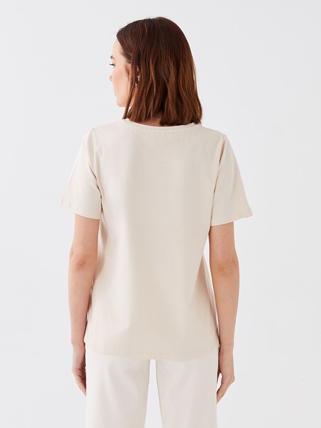 Bej Bisiklet Yaka Baskılı Kısa Kollu Kadın Tişört-4
