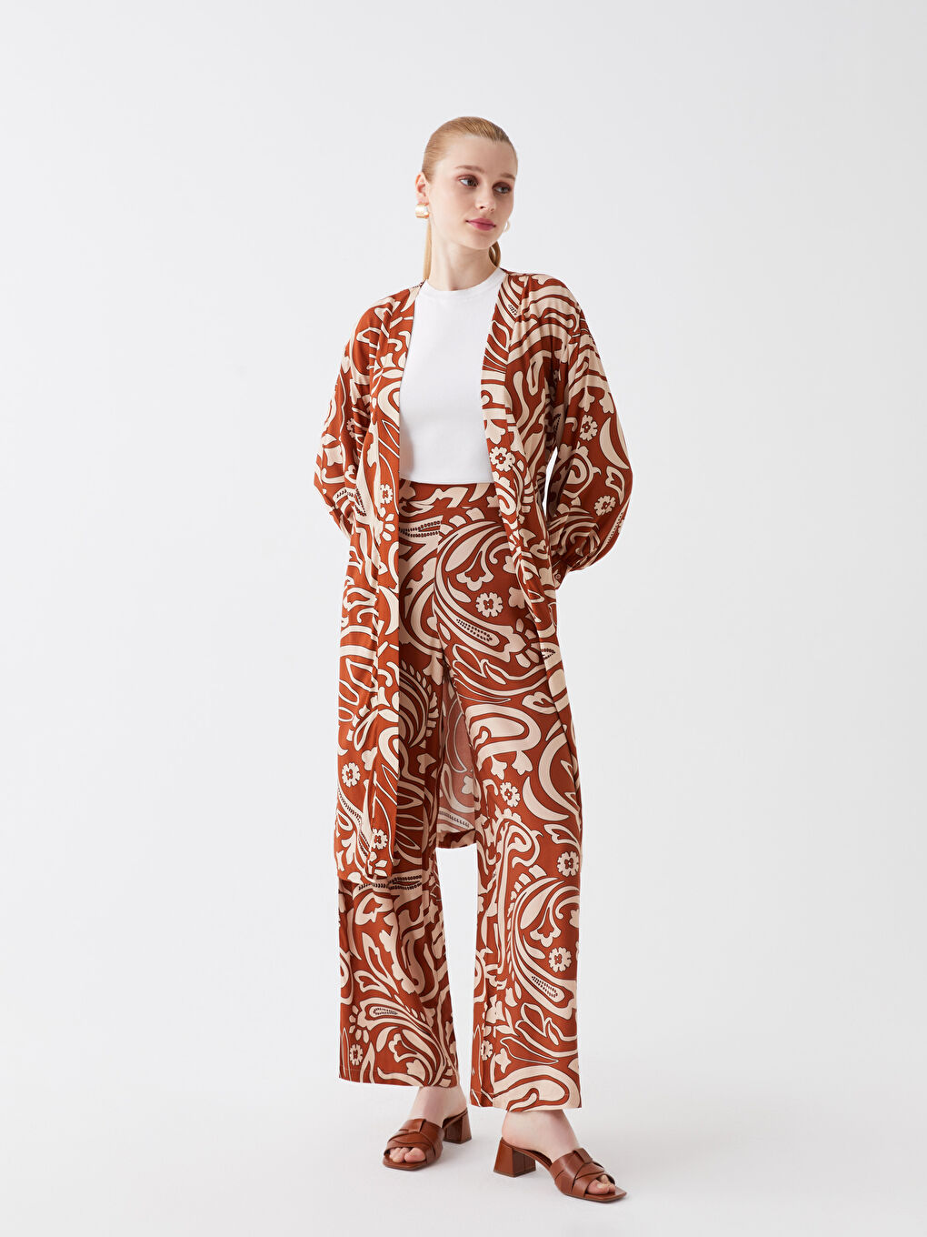 Kahverengi Beli Lastikli Desenli Geniş Paça Kadın Pantolon