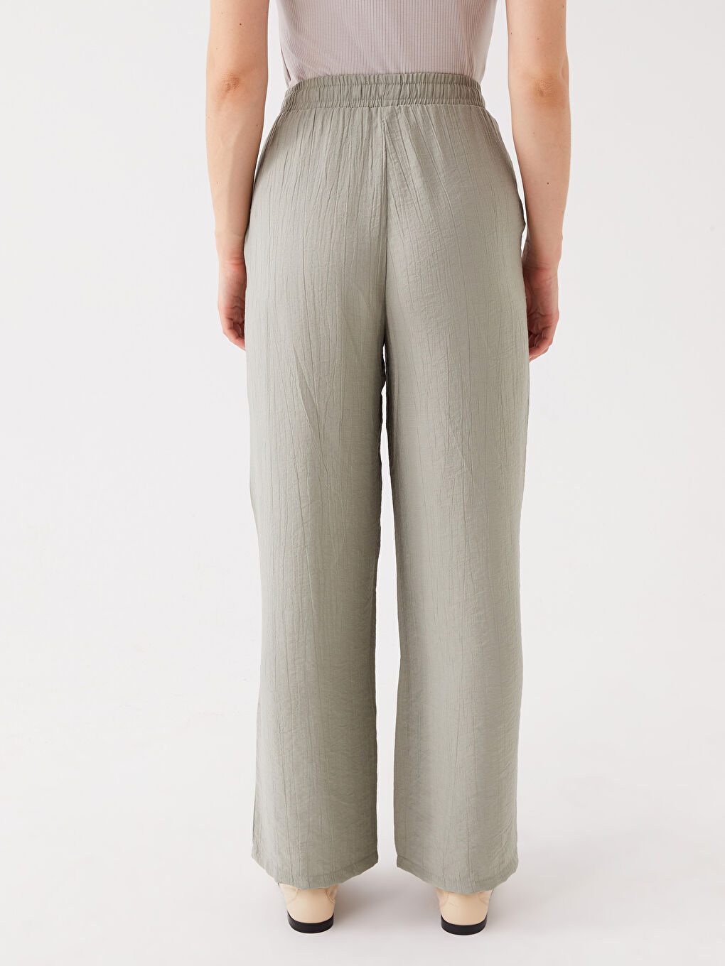 Yeşil Beli Lastikli Rahat Kalıp Kadın Pantolon-4