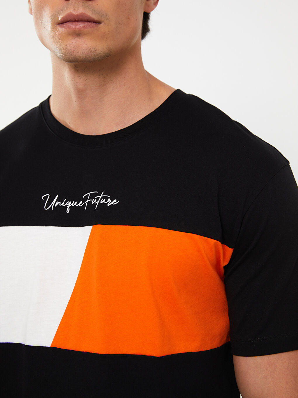 Siyah Bisiklet Yaka Kısa Kollu Baskılı Penye Erkek Tişört-3