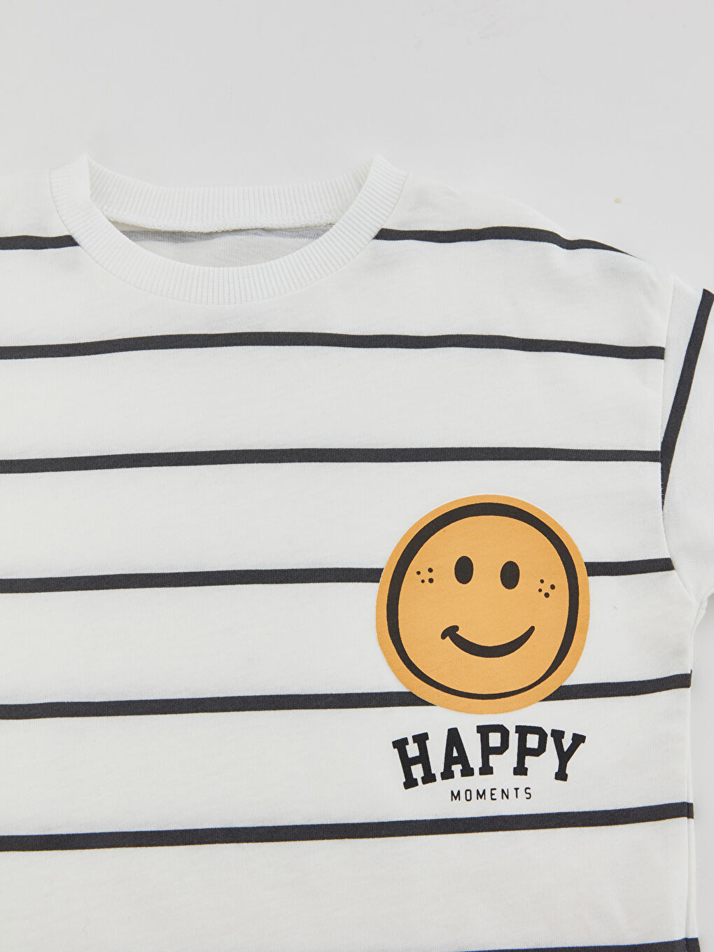 Ekru Bisiklet Yaka Erkek Bebek Tişört ve Şort 2'li-4