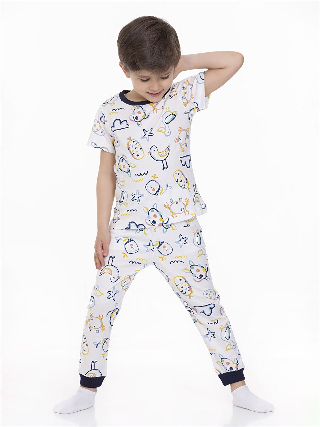 Beyaz Bisiklet Yaka Kısa Kollu Erkek Bebek Pijama Takımı-2