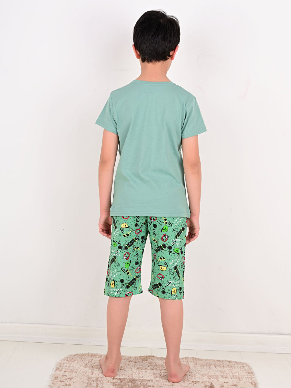 Yeşil Bisiklet Yaka Baskılı Kısa Kollu Erkek Çocuk Şortlu Pijama Takımı-2