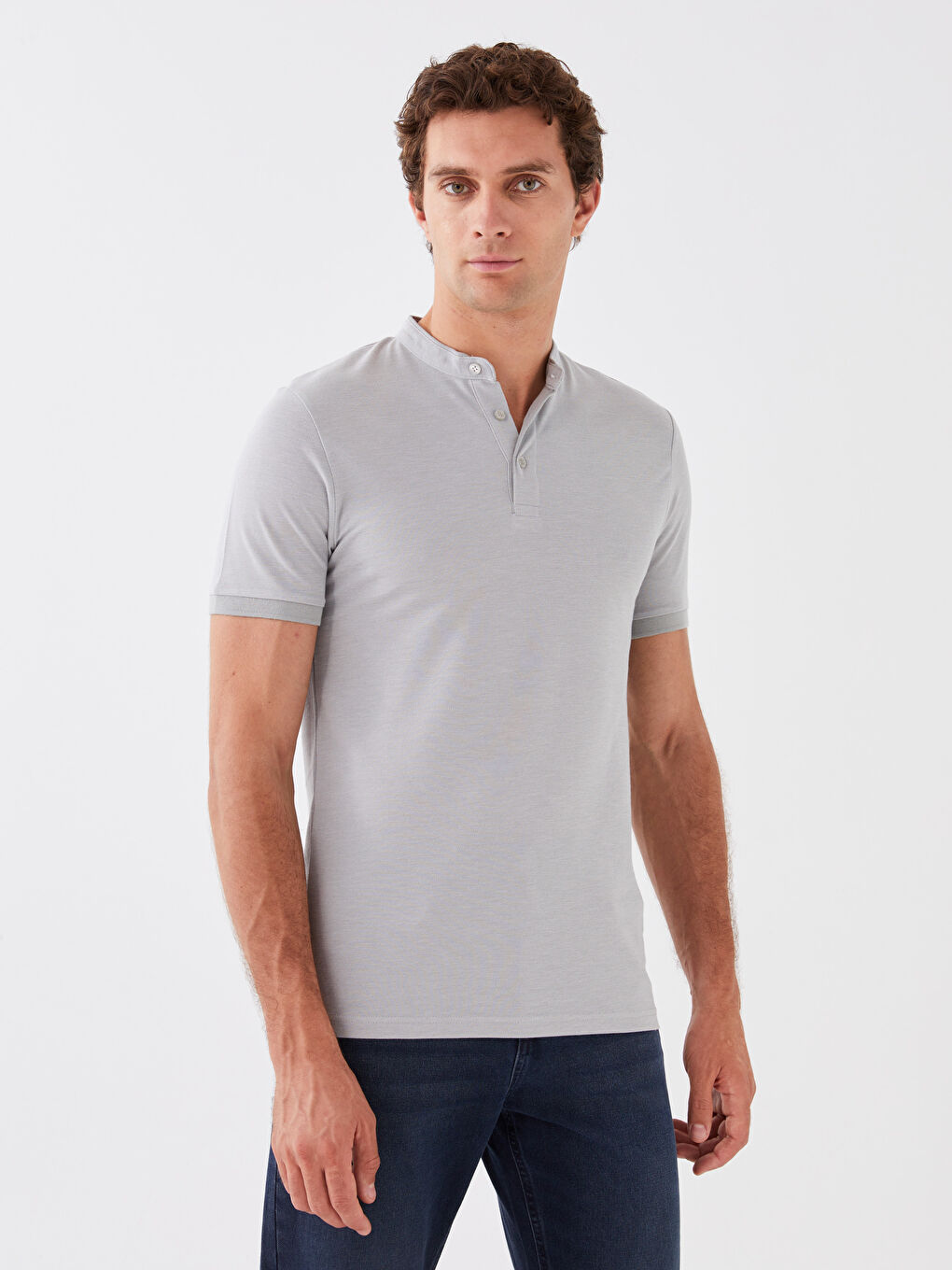 Gri Hakim Yaka Kısa Kolu Pike Tişört