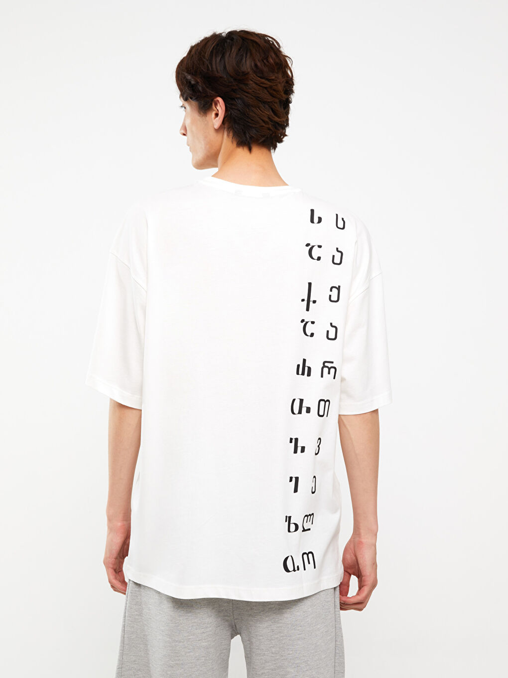 تيشيرت رجالي ياقة دائرية كم قصير مطبوع قطن ممشط-4